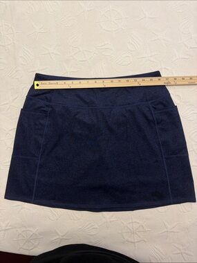Sketchers active wear skort L